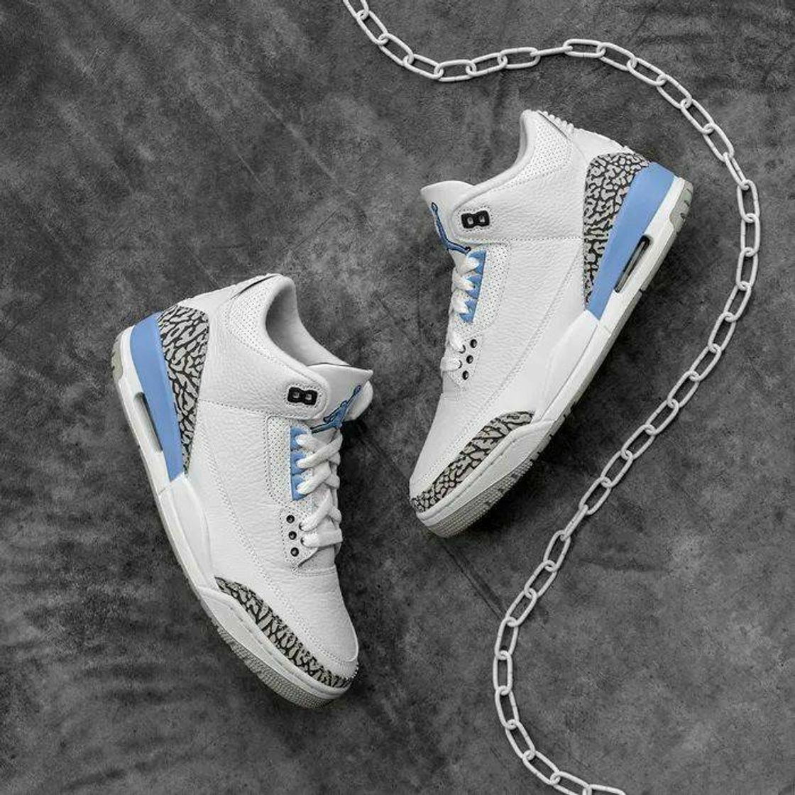 Moda Air Jordan 3 UNC