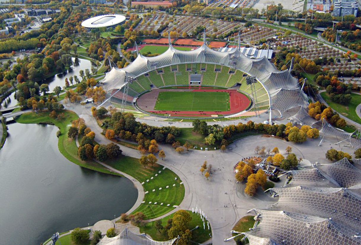 Lugar Olympiastadion München