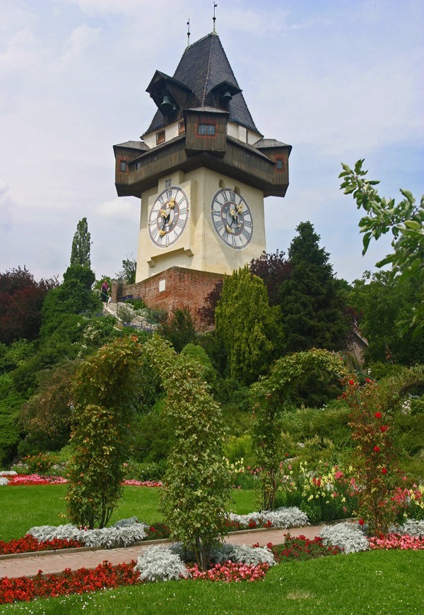 Place Uhrturm