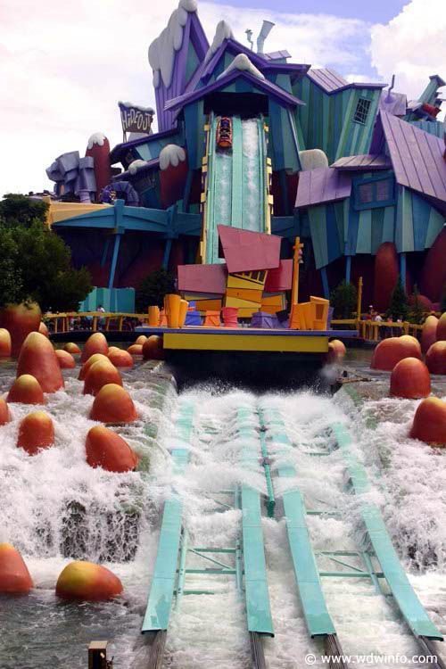 Lugar Dudley Do-Right's Ripsaw Falls®