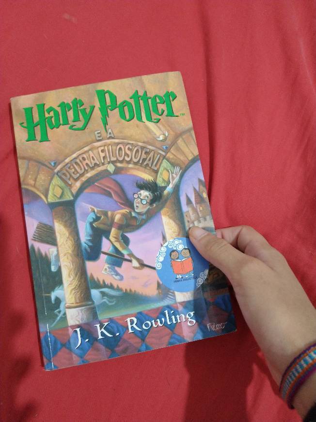 Book 1: Harry Potter y la Piedra Filosofal
