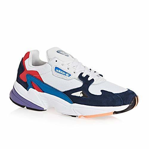 Social adidas Falcon W