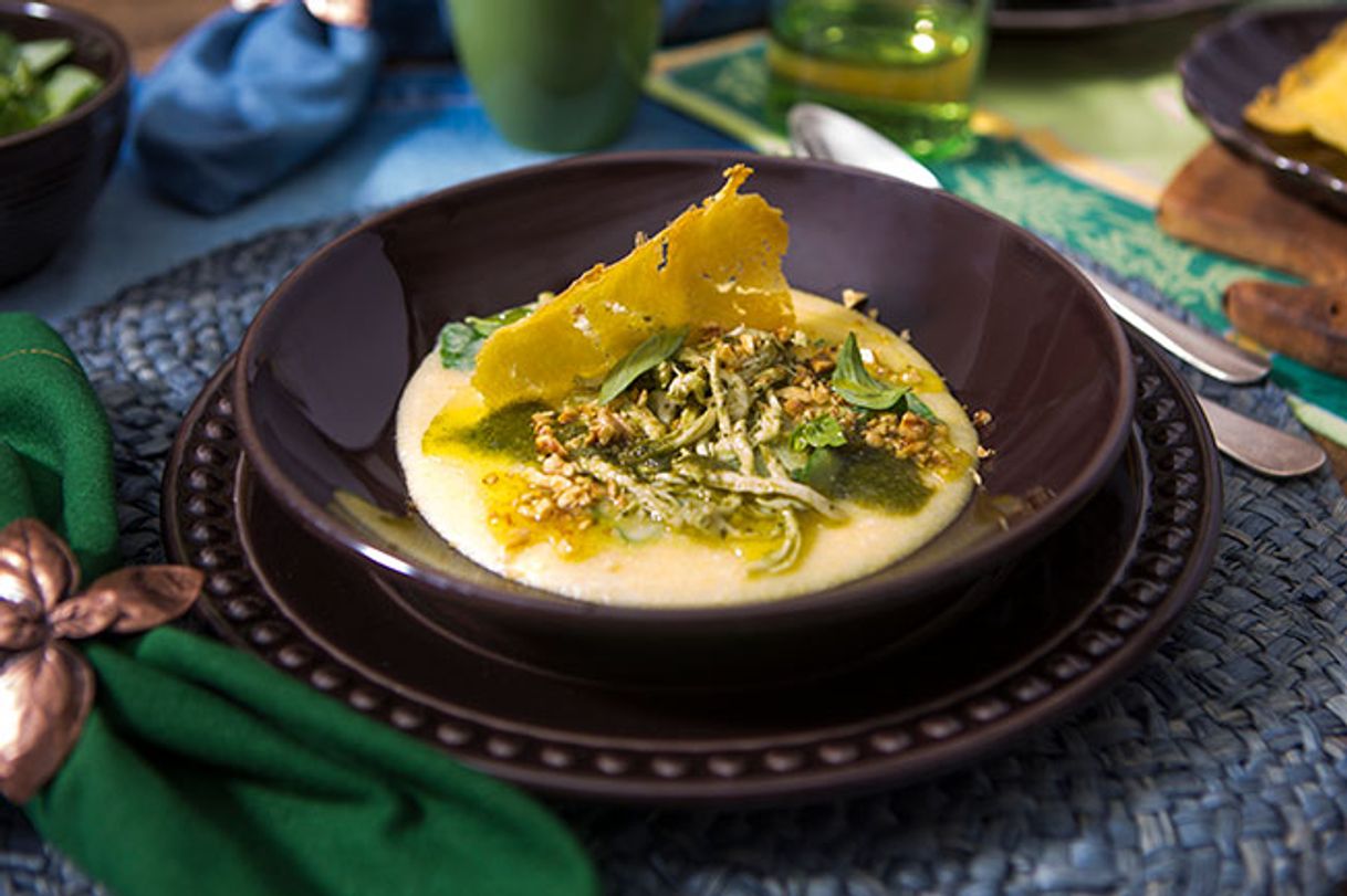 Moda Polenta com espinafre, frango e pesto - Panelinha