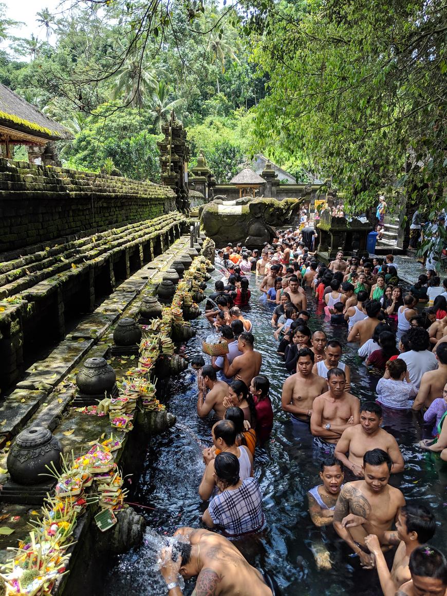 Place Pura Tirta Empul