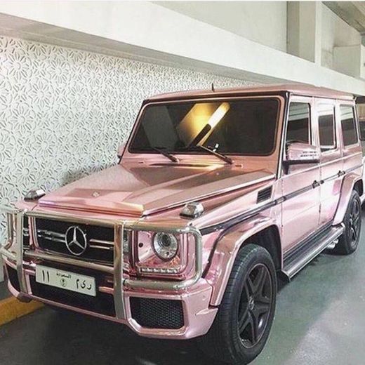 Pink car👑