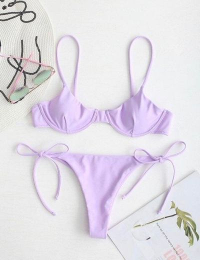 Bikini violeta 