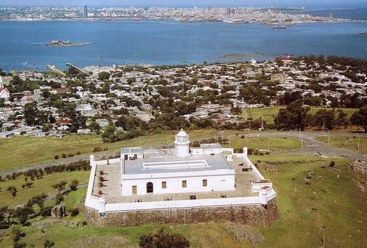 Lugar Fortaleza del Cerro de Montevideo "General Artigas"