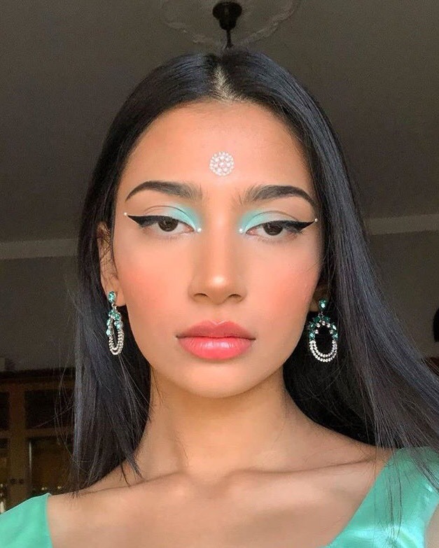 Social Makeup 14