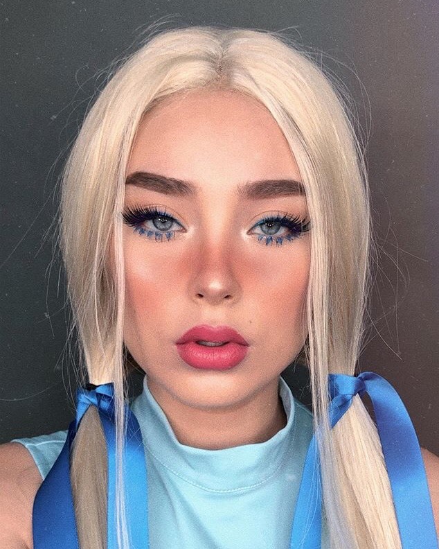 Social Makeup 20