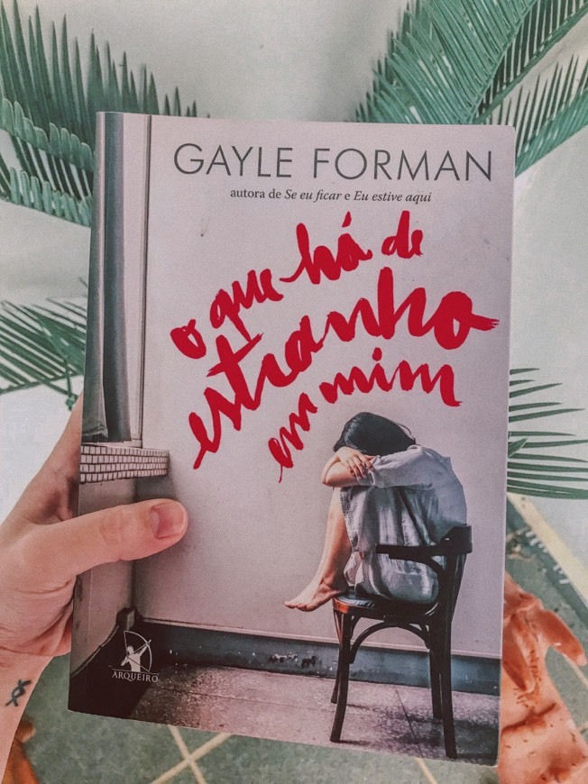 Book O que Há de Estranho em Mim