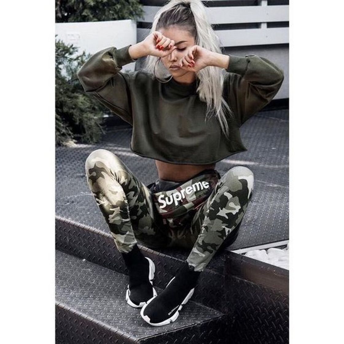Social Hype Outfit