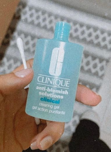 Beauty Gel limpiador antigranos, de CLINIQUE