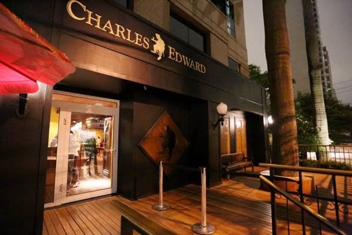 Restaurantes Bar Charles Edward