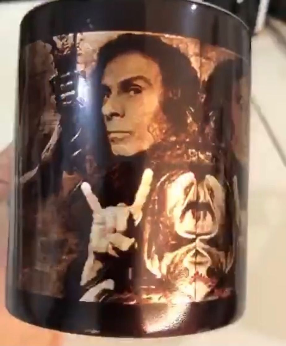 Moda Caneca personalizada prata esmaltada. Linda demais. 