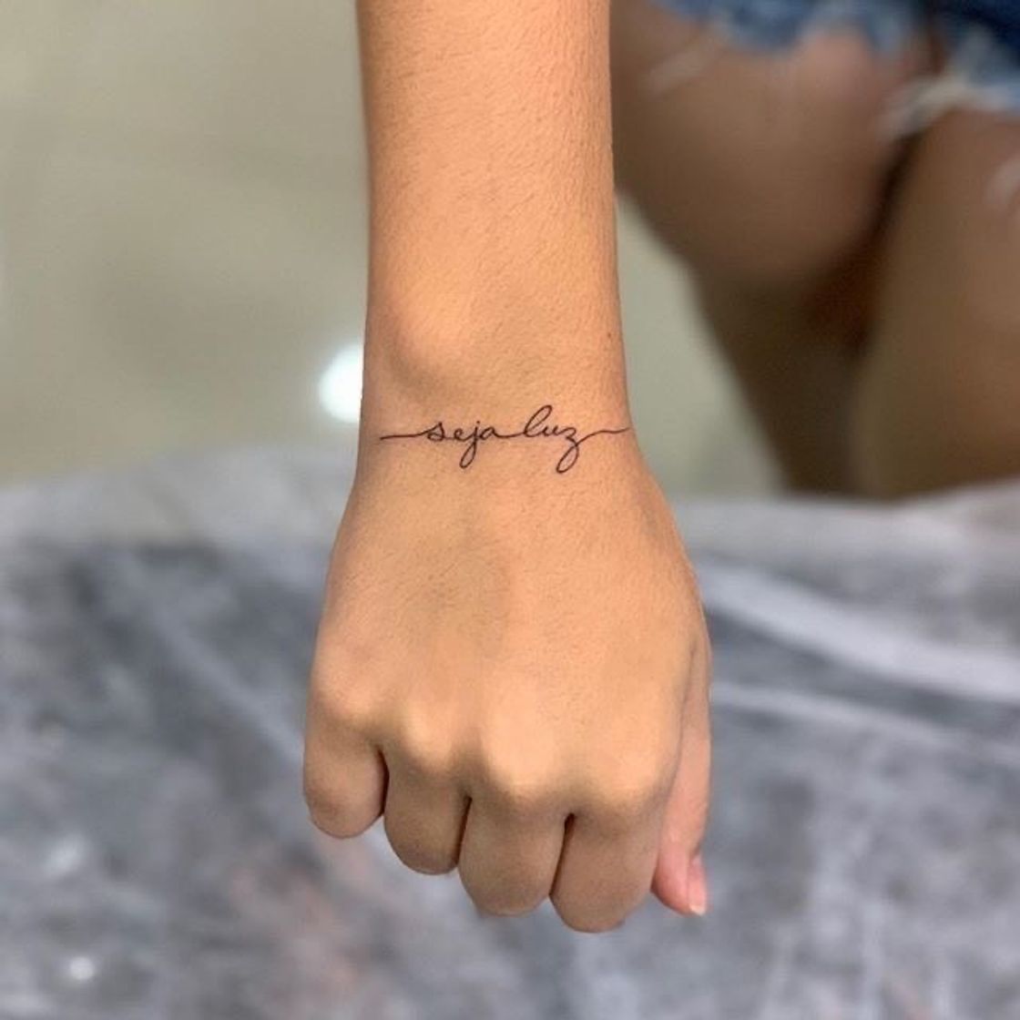 Moda Tatuagem minimalista 