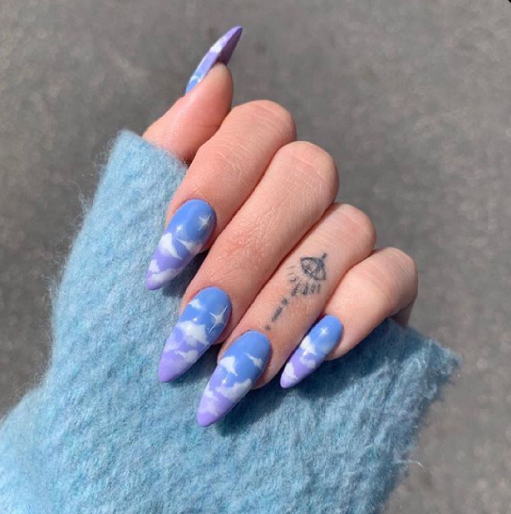 Moda Unhas ☁️💙💜