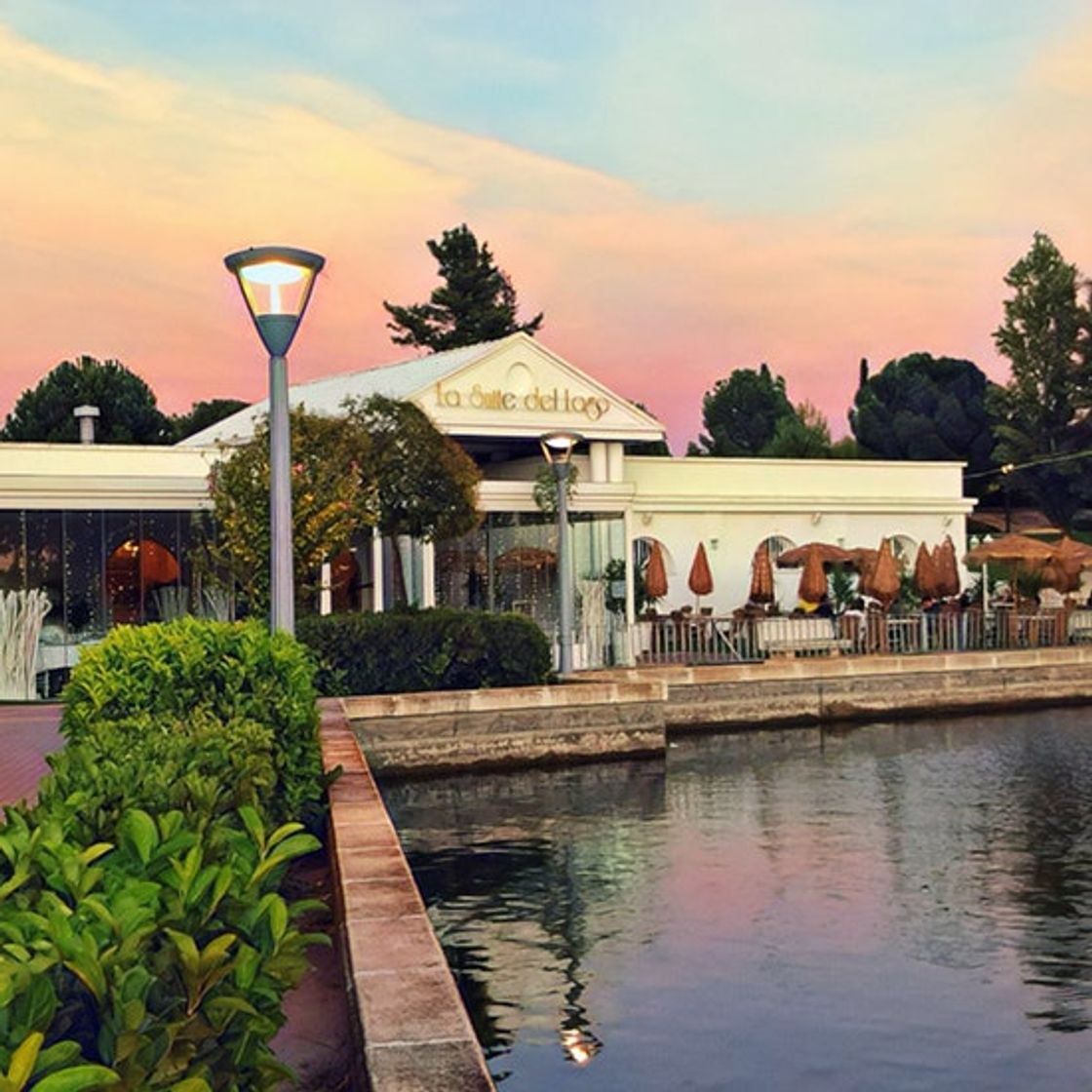 Restaurantes La suite del lago