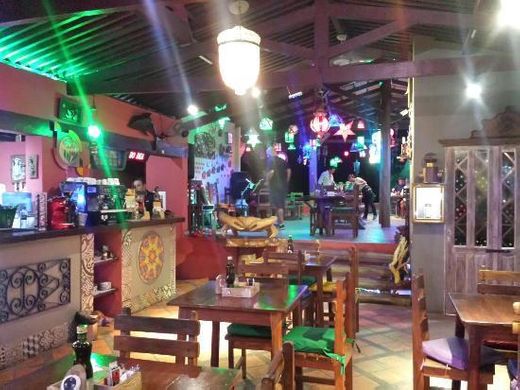 Golfinho Bar & Restaurante