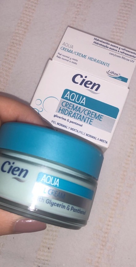 Belleza Crema Cien Aqua Hidratante con Glicerina y Pantenol