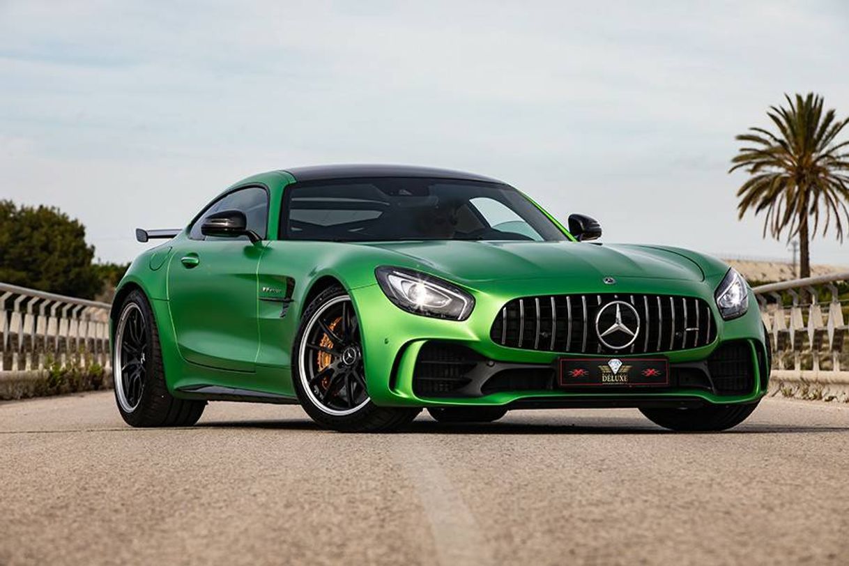 Moda Mercedes AMG GTR 2020