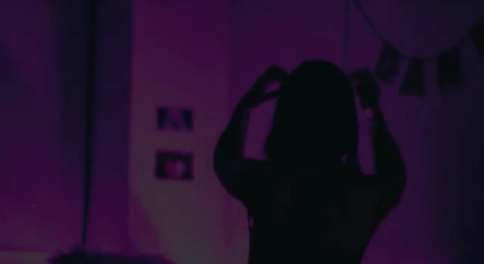 Music Ouça essa música quando você estiver pensando nela🌚