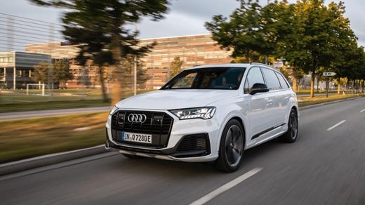 AUDI Q7 TFSIe