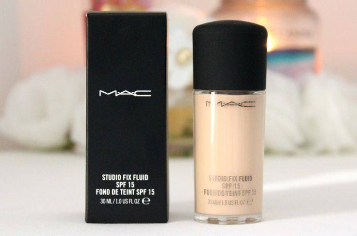 Social MAC Studio Fix Fluid Foundation SPF 15 NC30 by MAC