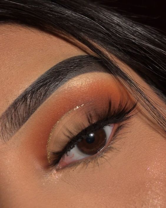 Social Sunset makeup