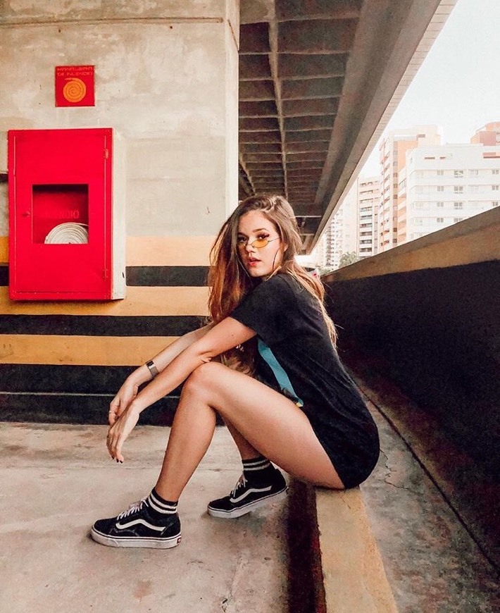 Social Pose tips 