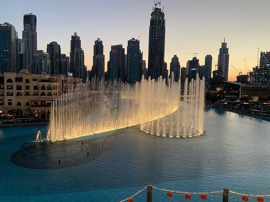 Place The Dubai Fountain