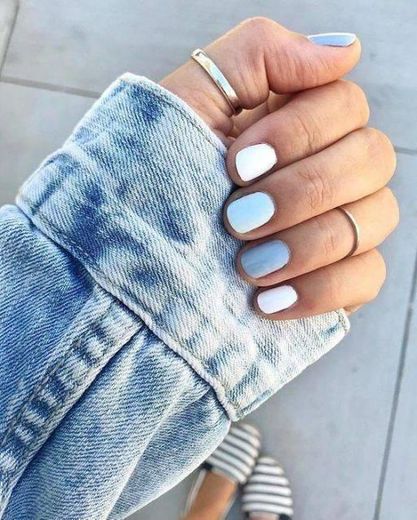 blue nails