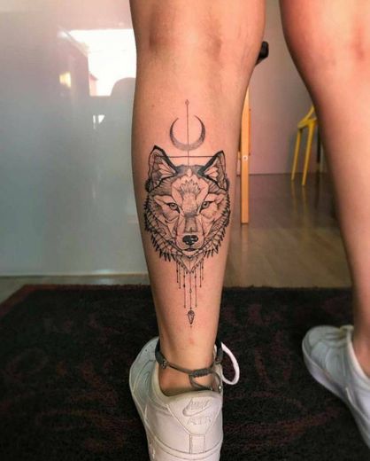 Tatuagem de lobo 