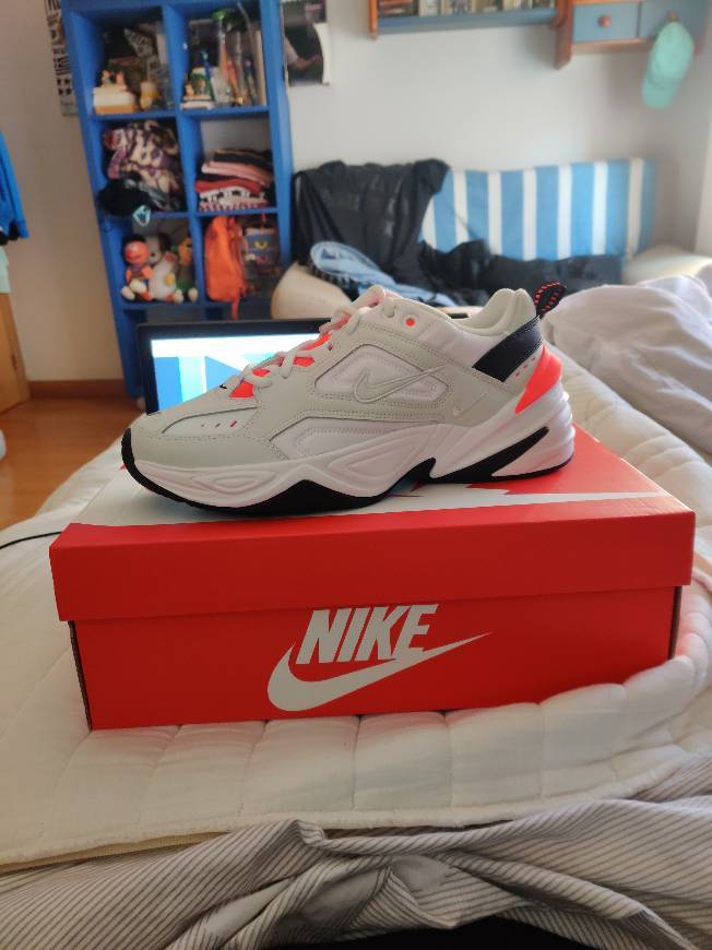 Product Nike m2k tekno Ghost gris/naranja