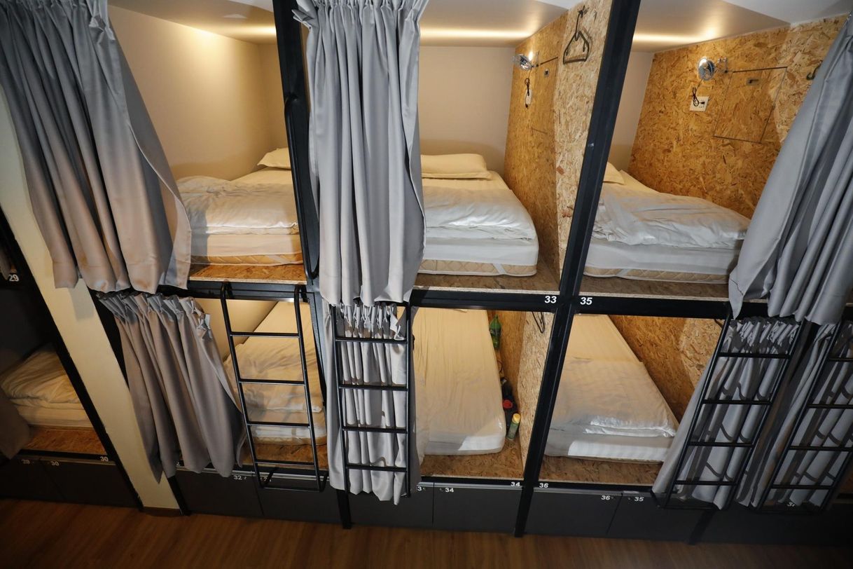 Lugares Sleepbox Hotel