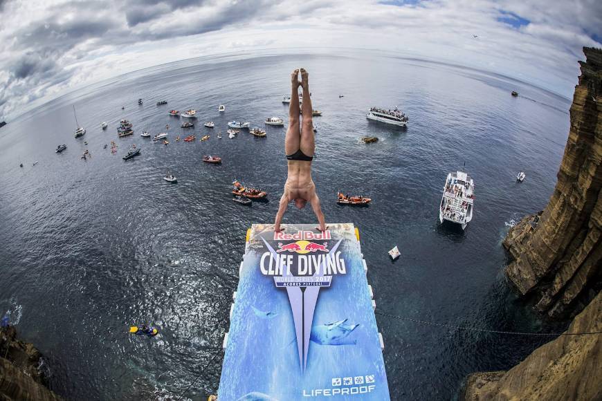 Fashion Red Bull Cliff Diving 