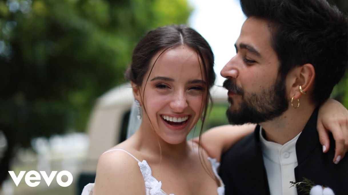 Social Camilo, Evaluna Montaner - YouTube