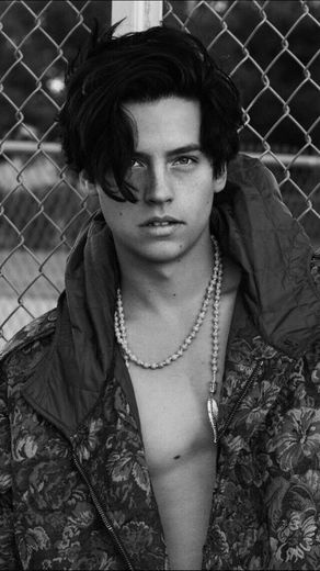 Cole Sprouse🖤