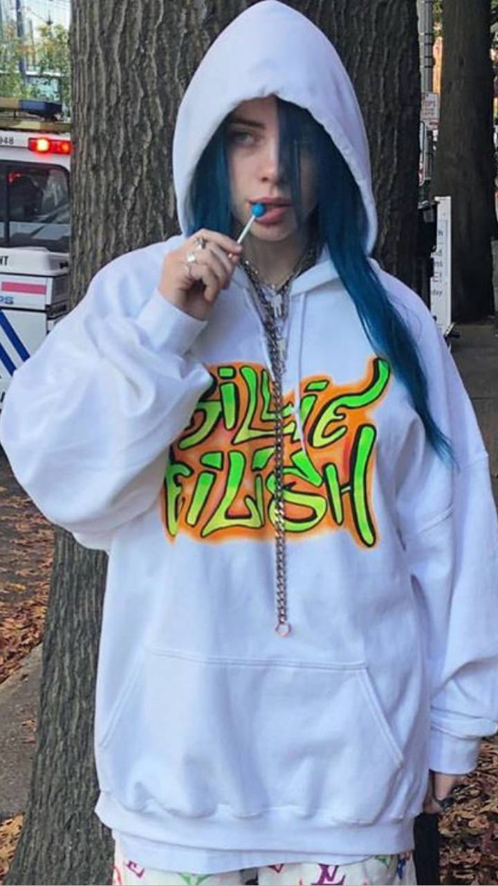 BILLIE EILISH GRAFITTI HOODIE