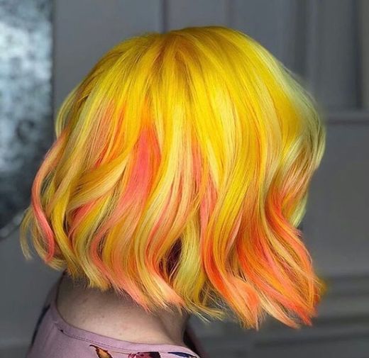cabelos coloridos e lindos