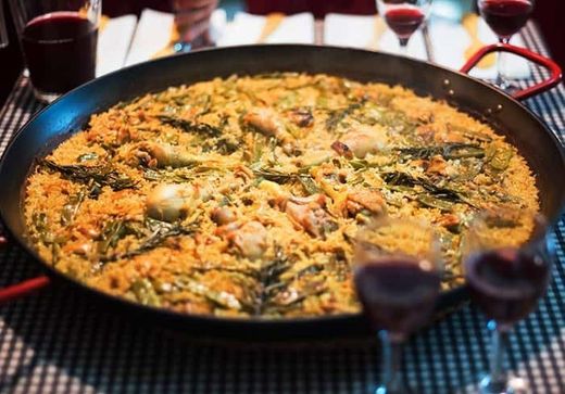 Receta de paella valenciana tradicional - Comedera.Com