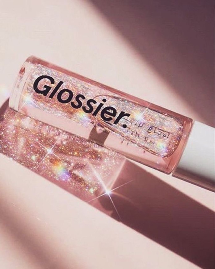 Fashion Glossier 