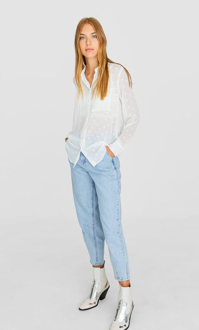 Fashion Camisa semitransparente blanca con topos Stradivarius 2020