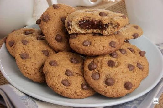 Cookies recheado com Nutella (ou brigadeiro) 