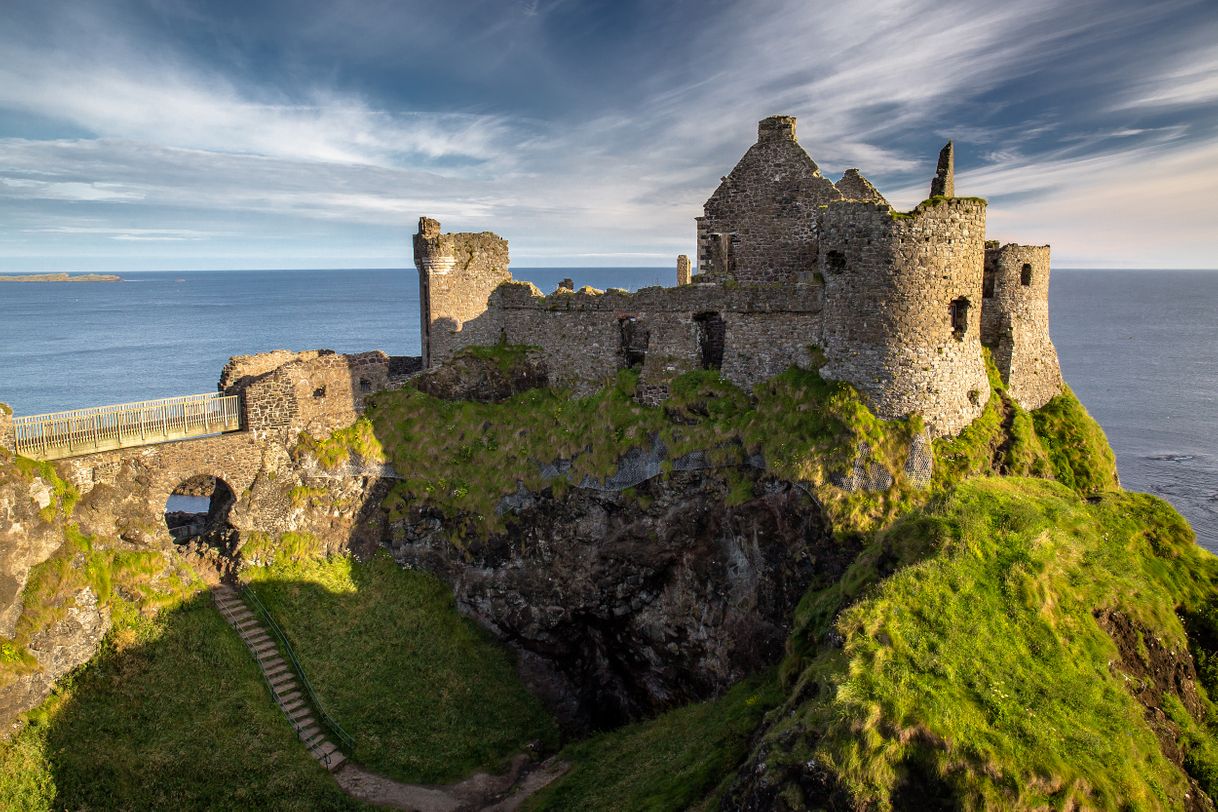 Place Dunluce Castle