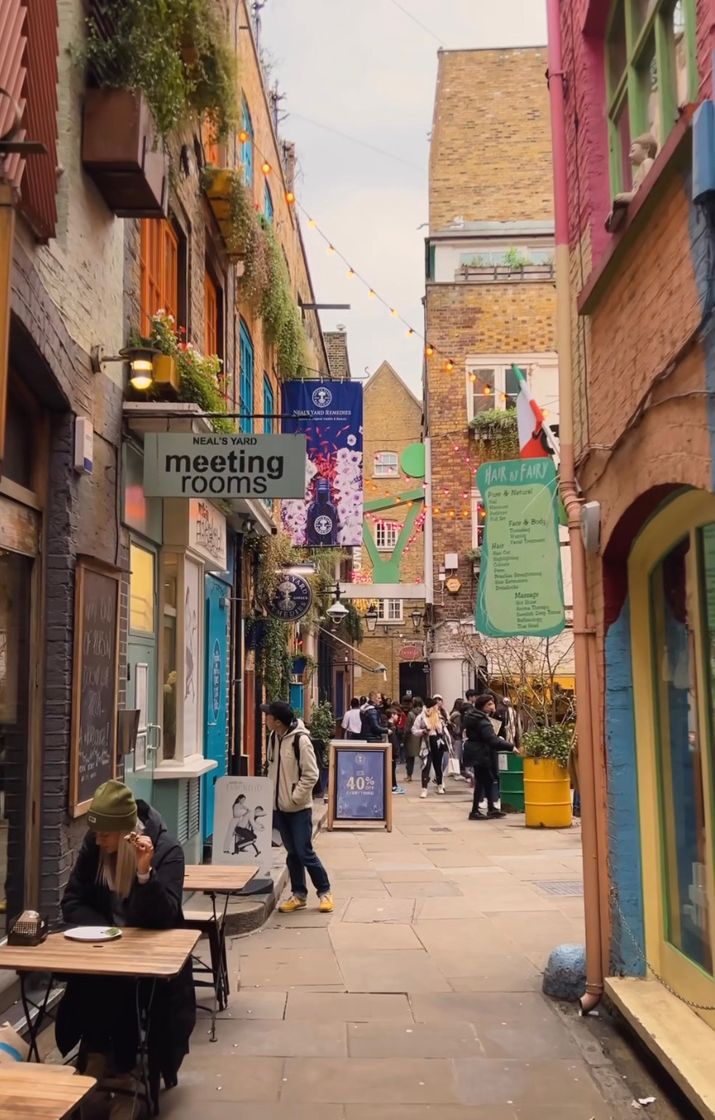 Lugar Neal's Yard