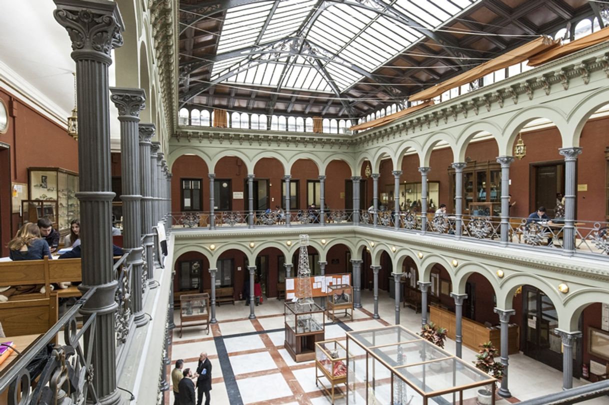 Lugares Escuela Técnica Superior de Ingenieros de Minas y Energia de Madrid UPM