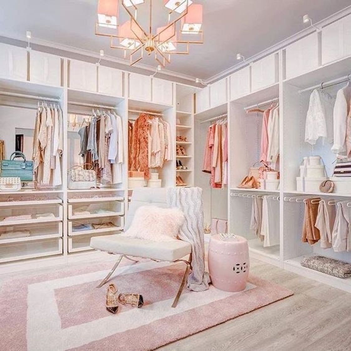 Social Closet 