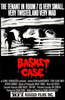 Película Basket Case ¿Dónde te escondes, hermano?