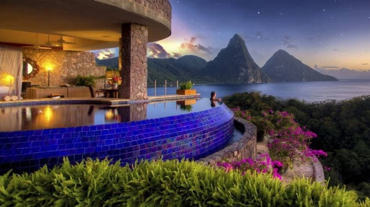 Place Jade Mountain