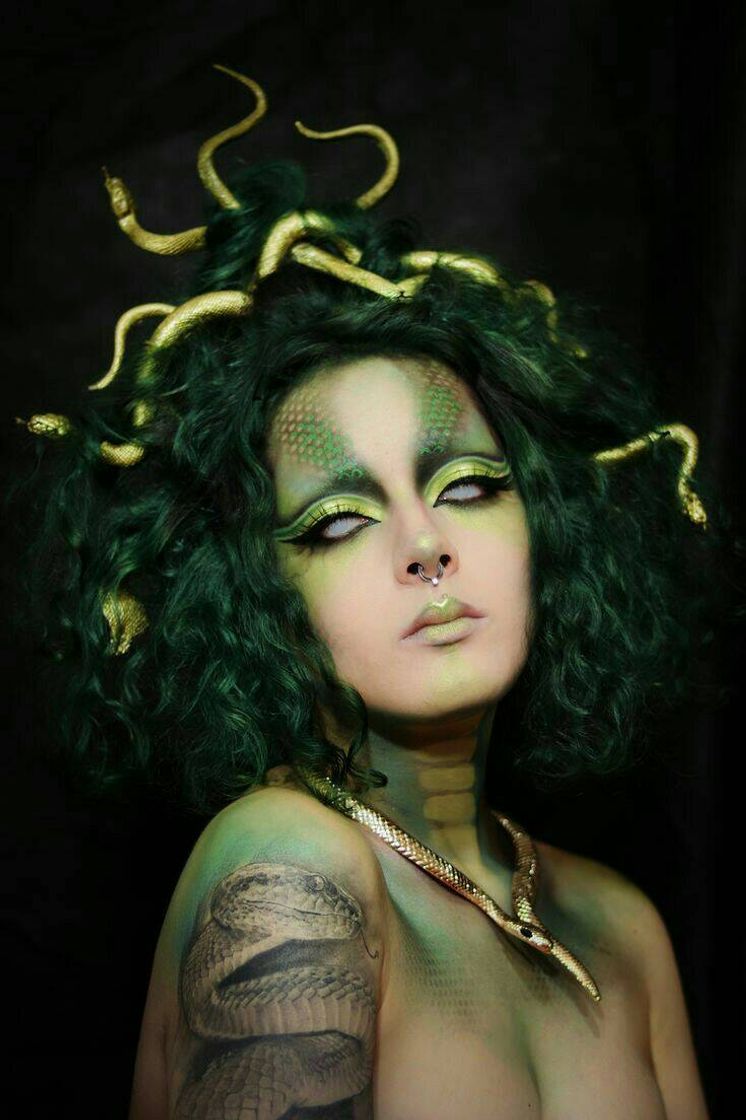 Moda Medusa makeup 🐍